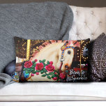 Född i Gnistra Carousel Horse Röd ros Photo Lumbarkudde<br><div class="desc">"Born till gnistran." Du kan nästan känna av opa-pa-musiken, kraschande symboler och uppåt och nedåt och runt rörelsen för den rundande rundgången när du slappna av på den här mjuka, bekväma foto-lumbalkudden. Du kan enkelt anpassa den här lumbalkudden, och jag erbjuder även anpassning för alla produkter. Var snäll och meddela...</div>