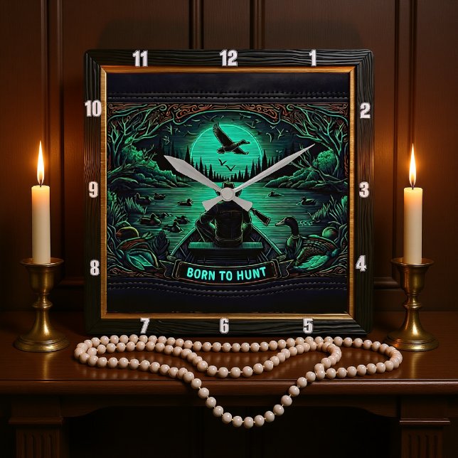 Född i Hunt Hunter Fyrkantig Klocka (Skapare uppladdad)