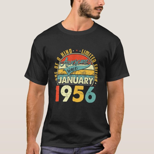 Född i januari 1956 66:e födelsedagspresenten 66 å t shirt (Framsida)