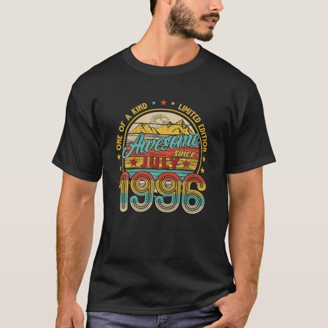 Född i juli 1996, 25:e födelsedagen Retro 25 år ga T Shirt (Framsida)
