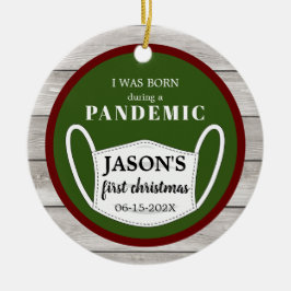 Född i Pandemirött och grönt med trä och foto Julgransprydnad Keramik