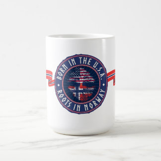 "Född i USA · Rötter i Norge" i Blått Kaffemugg