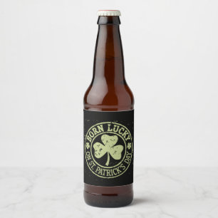 Född Lucky på St Patricks dag irländska födelsedag Ölflaska Etikett