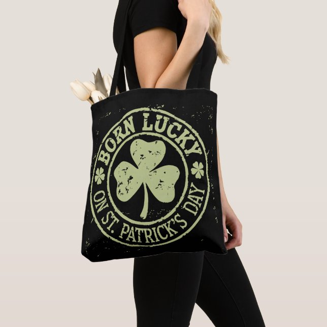 Född Lucky på St Patrick's Day irländska födelseda Tygkasse (Närbild)