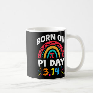 Född på Pi Day Birthday 2025 Regnbåge Pi Day Math Kaffemugg