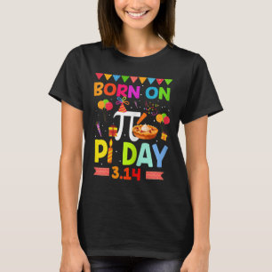 Född på Pi Day Birthday Math Teacher 3.14 Cake Gif T Shirt
