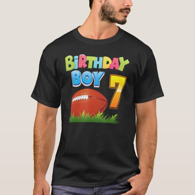 Födelsedag 7 år gammal fotboll i 7:e t shirt (Framsida)