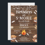 Födelsedag är S mer Roligt med Friend Bonfire Inbjudningar<br><div class="desc">Födelsedag är mer roligt med vänner Marshmallow-inbjudan Smres Birthday Camping Camping Bonfire Rustic Invation S'mores Camping Camping Campfire Bonfire Birthday-inbjudan</div>