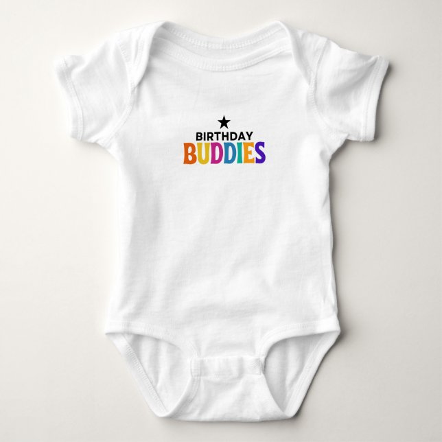 Födelsedag Buddies T Shirt (Framsida)
