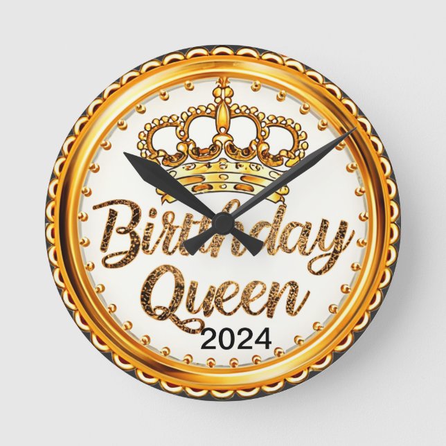 Födelsedag drottning Guld Krona Party 2024 Flickor Rund Klocka (Framsida)