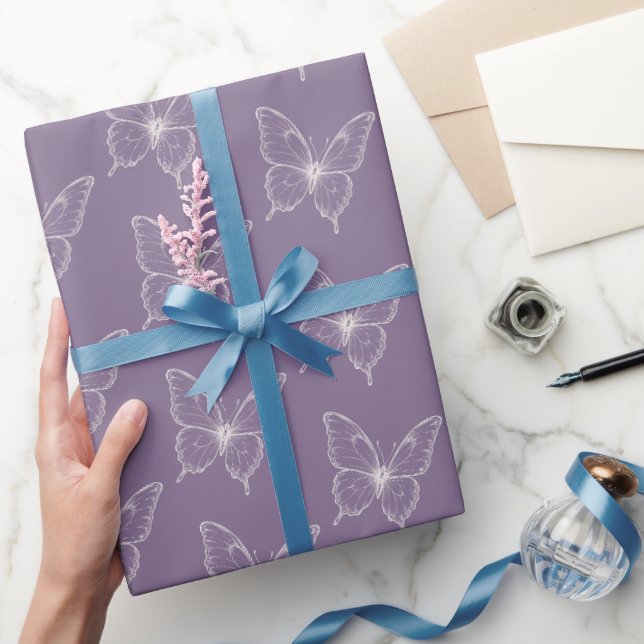 Födelsedag för lila vita fjärilar presentpapper (Gifting)