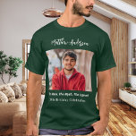 Födelsedag fotoman myth legend namn roligt grönt t shirt<br><div class="desc">För en grönt t-shirt. Anpassa och lägg till ett eget foto av födelsedagspojken/mannen. Anpassa och lägg till namn,  40 år och en text. Text: Mannen,  myten,  förklaringen..</div>