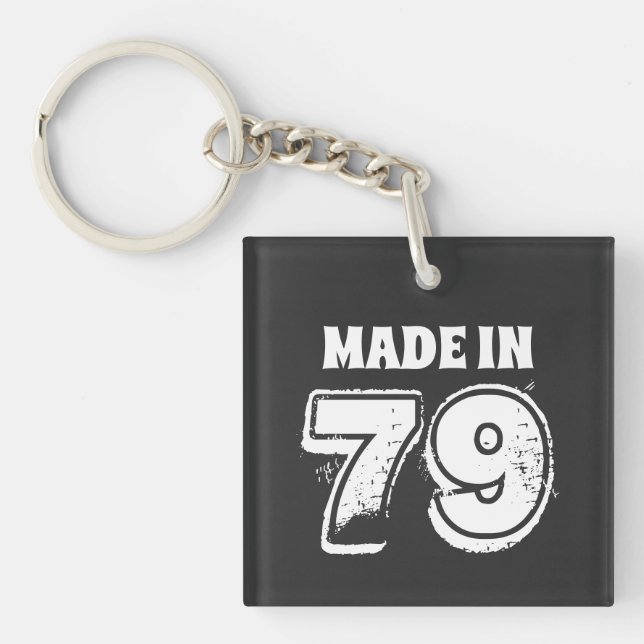 Födelsedag gjord i "79 Typography Black (Framsidan)