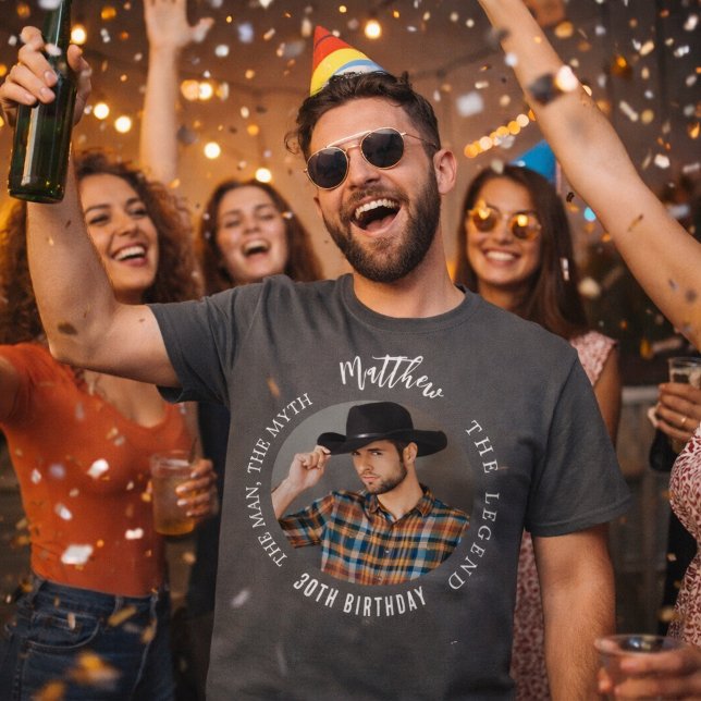 Födelsedag grå vit foto man myt legend t shirt (Skapare uppladdad)
