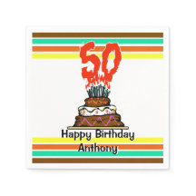 Födelsedag Kake på eld med 50 ljus