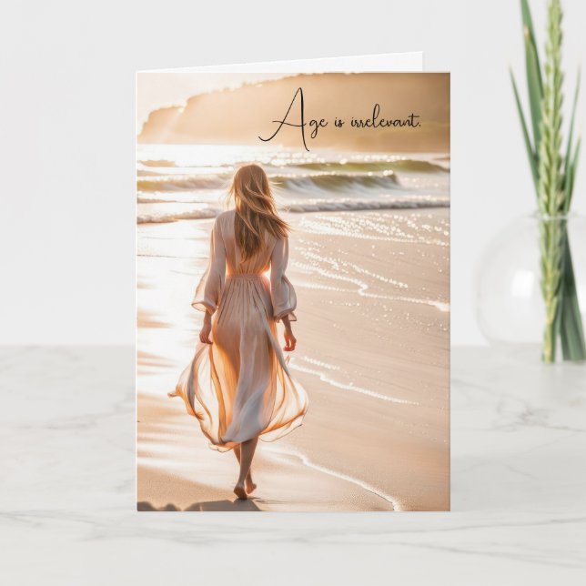 Födelsedag Kvinnor som går runt i stranden Kort (Framsida)