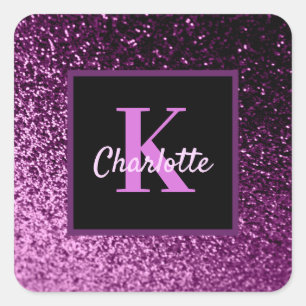 Födelsedag lila rosa glittermonogram lyx fyrkantigt klistermärke