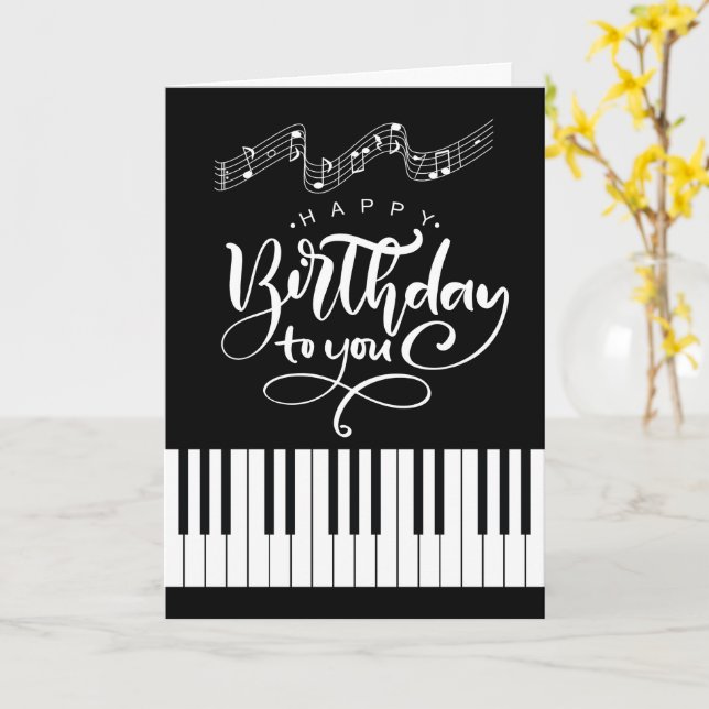 Födelsedag med piano- och musiktema kort (Gul blomma)