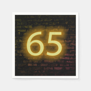 Födelsedag Neon 65 Tecken på brickvägg Pappersservett