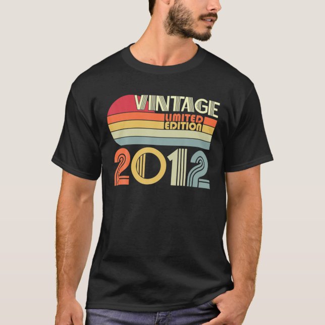Födelsedag Vintage 2012 Begränsad utgåva Födelseda T Shirt (Framsida)