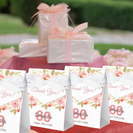 Födelsedag vit rosa blommigt namn tack. presentaskar