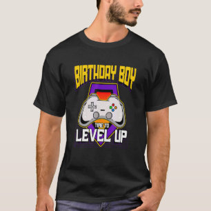 Födelsedagartid för att jämna upp spelnummer för R T Shirt