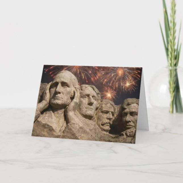 Födelsedags Mount Rushmore humor med fyrverkerier Kort (Framsida)