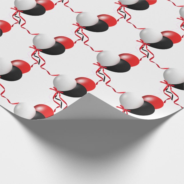 födelsedagsbukett på vitt presentpapper (Hörn)