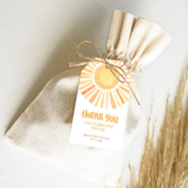 Födelsedagsfest av färgad gult solsken sol presentetikett