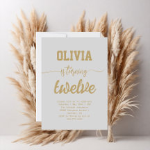 Födelsedagsfest av minimalistisk guldfolfolja