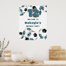 födelsedagsfest av tårtsoccerbollar flickor poster
