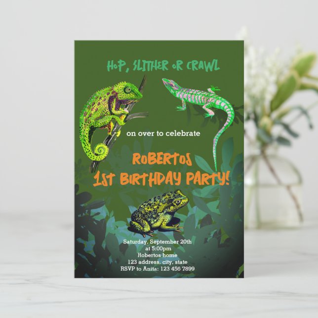 Födelsedagsfest chameleon, ödla, groda inbjudningar (Stående Fram)