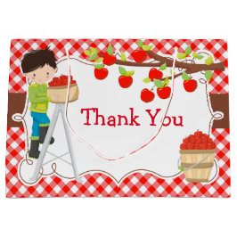 Födelsedagsfest för Apple Picking Black Hair Boy