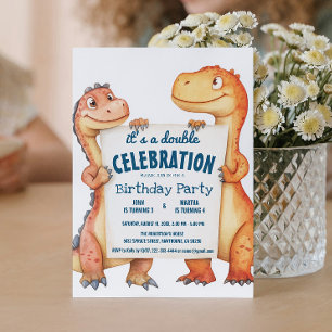 Födelsedagsfest för Dubbla av två Dinosaurs-inneha Inbjudningar