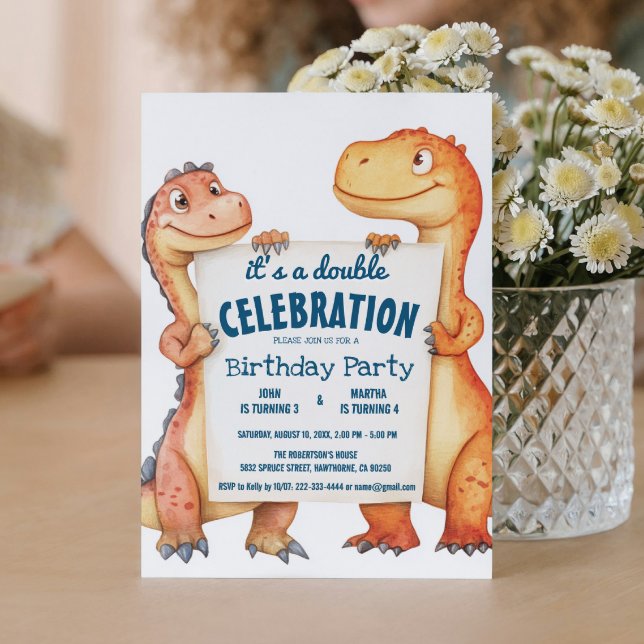 Födelsedagsfest för Dubbla av två Dinosaurs-inneha Inbjudningar (Skapare uppladdad)