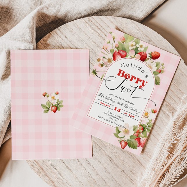Födelsedagsfest för jordgubbsbär Berry Sweet Girl Inbjudningar (Skapare uppladdad)
