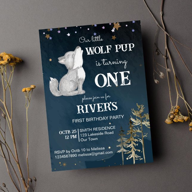 Födelsedagsfest för tema för låg varg inbjudningar (Wolf themed birthday party invitation template little pup woodlands wild one invitation)