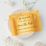 Födelsedagsfest guld glitter har sparat datumet spara datumet<br><div class="desc">Ett giftigt och trendig Spara datumkortet för en 40:e (eller någon annan ålder) födelsedagsfest. En faux guld-bakgrund som dekoreras med faux glitter-droppar,  färgdroppstift. Anpassa och lägg till datum och namn/ålder 40. Svart färgad brev. Texten: Spara datumet skrivs med ett stort trendig-handskript i stil.</div>