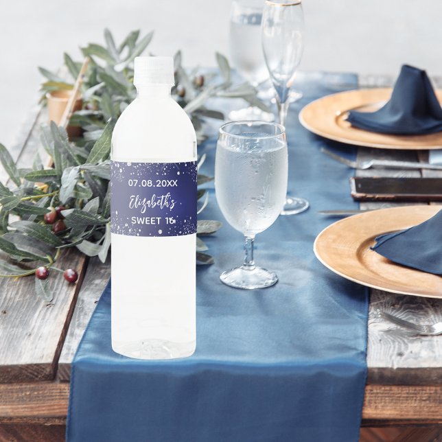 Födelsedagsfest marinblåa silver-glittrar vattenflaskor etikett (Skapare uppladdad)