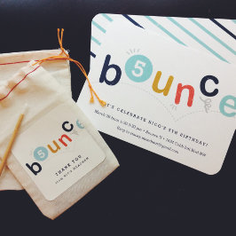 Födelsedagsfest med studsmatta inbjudningar