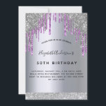 Födelsedagsfest silver lila glitter gnistra inbjudningar<br><div class="desc">En modern,  snyggt och glamorös inbjudan till en kvinnas 50:e (eller någon ålder) födelsedagsfest. En lila och faux silver-metall tittar bakgrund med faux silver glitter dropp,  färgdropputseende. Namn är skrivet med ett modernt skript för svart hand skrivet stil. Anpassa och lägg till information om namn,  ålder och party.</div>