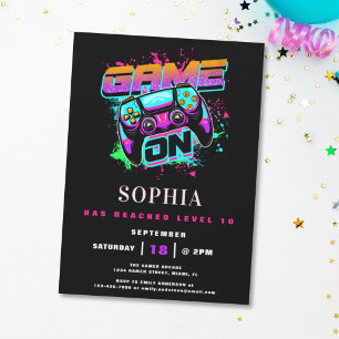 Födelsedagsfesten för modern Arcade Gamer Girl Inbjudningar