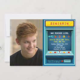 Födelsedagsfesten Nivå upp Arcade Game Bild Inbjudningar