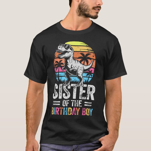 Födelsedagsfestens dinosaurie syster t shirt (Framsida)