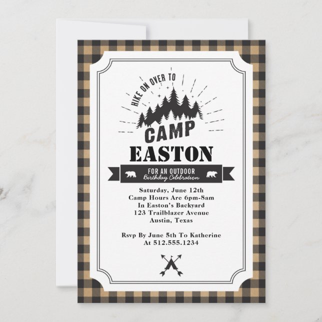 Födelsedagsfestinbjudan till läger inbjudningar (Framsida)