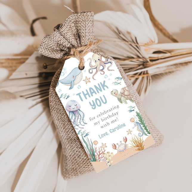 Födelsedagsfirande för havsdjur under havet presentetikett (Skapare uppladdad)