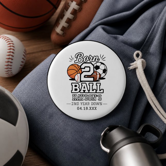Födelsedagsfirande för Pojke med Två Sporter Tema  Knapp (Born 2 Ball Sports Themed Boy 2nd Birthday Party Button)