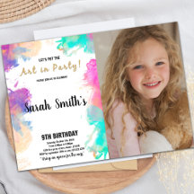 Födelsedagsinbjudningar med lila färg och foto