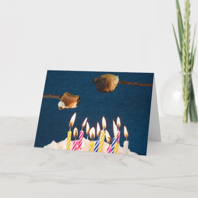 födelsedagskalas med marshmallow-rost kort (Framsida)
