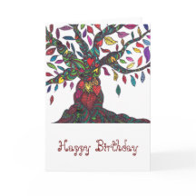 Födelsedagskort med färgstark träd och hjärtan